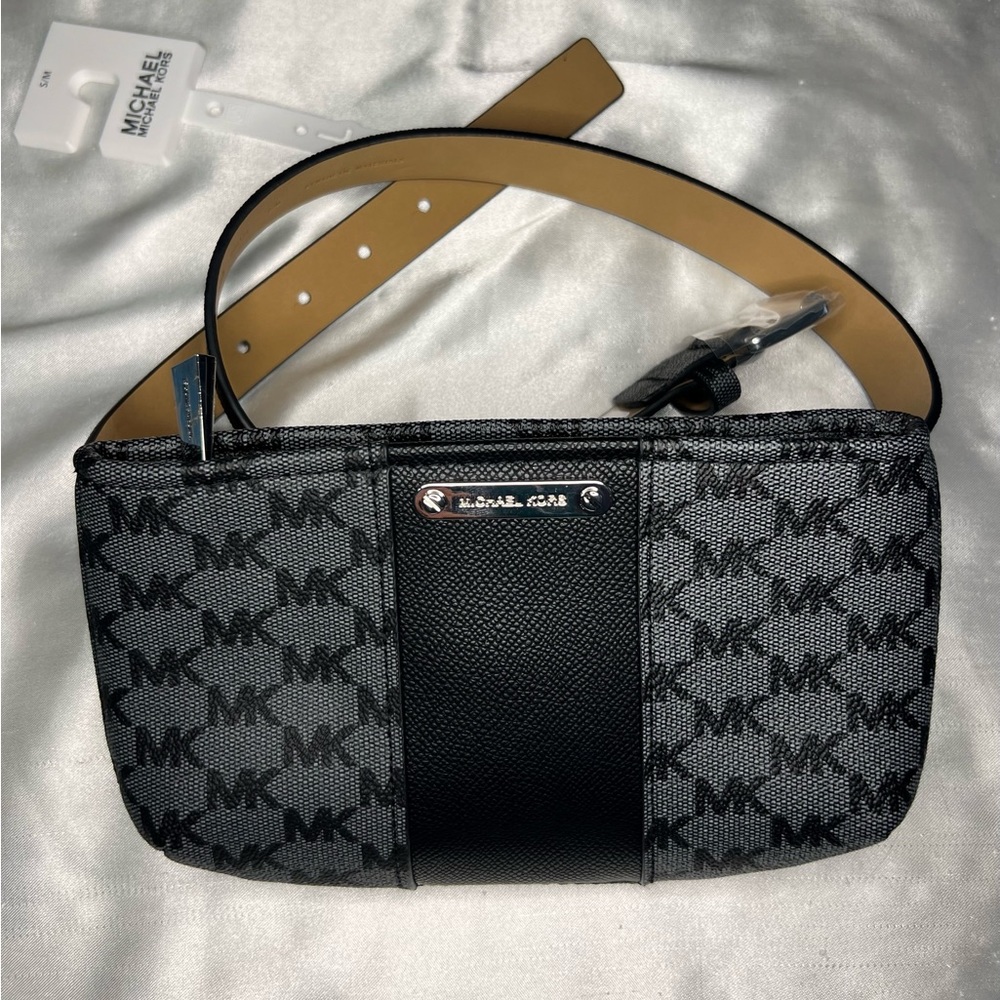 Michael Kors Women's Belt Bag, Black/Gray Small/Medium